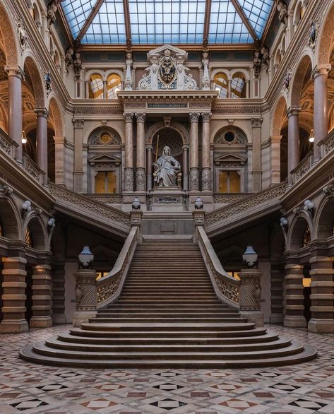 Palace Of Justice Vienna, Palace Of Justice, Interior Staircase, Lady Justice, Law Court, Old Buildings, City Aesthetic, Twitter Header, Vienna