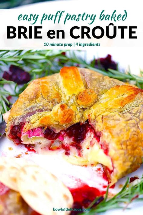 Paper Collage Art Ideas, Baked Brie Puff Pastry, Cranberry Baked Brie, Baked Brie Cranberry, Collage Art Ideas, Cranberry Appetizer, Brie Cheese Recipes, Brie En Croute, Cranberry Orange Relish