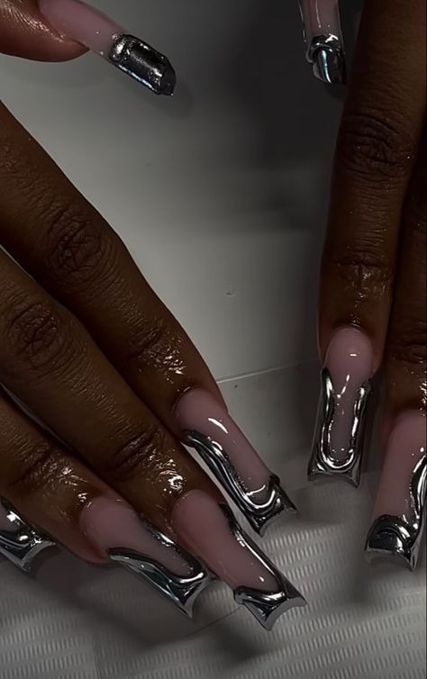 naileddbyjadee on ig French Acrylic Nail Designs, Chic Minimalist Nails, Nails For 2023, 21st Birthday Nails, Art Nail Designs, Engagement Nails, Black Acrylic Nails, Punk Nails, Hard Nails