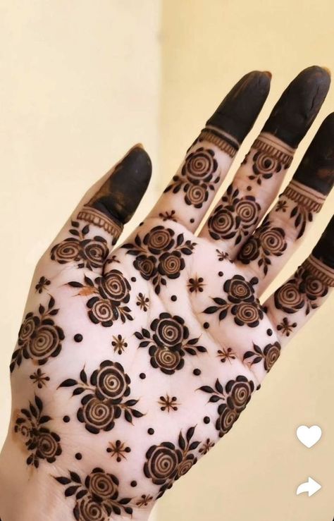 Mehndi Outfit, Palm Mehndi Design, Designs Mehndi, Tato Henna, Eid Mehndi Designs, Tattoo Henna, Mehndi Designs For Kids, Simple Mehndi Designs Fingers, Very Simple Mehndi Designs