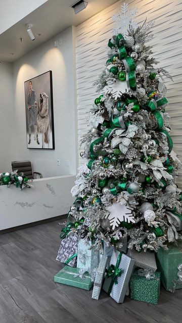 Green Christmas Themes Ideas For Home, Emerald Green And Silver Christmas Tree, Green Gold And Silver Christmas Tree, Green White Silver Christmas Tree, Christmas Tree White And Green, White Tree Green Ornaments, White Christmas Tree With Green Decor, Green White Christmas Decor, Green Christmas Tree Decor Ideas