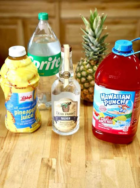 Rum And Vodka Punch Recipes, Jug Drinks Alcoholic, Party Punch Ideas Alcoholic, Mixed Drinks By The Gallon Recipe, Beach Punch Alcoholic, Mixed Drinks Alcoholic Party Punch Recipes, Malibu Punch Recipes Parties, Malibu Punch Recipes, Pitcher Drinks Alcohol Party Punches