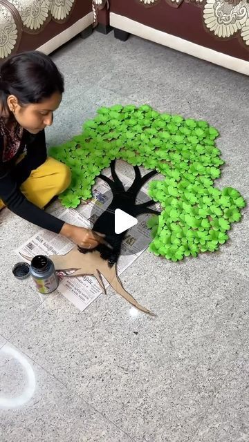 Tree From Paper Craft Ideas, Tree Art And Craft For Preschool, How To Make Tree With Paper, Diy Tree Art, All About Trees Preschool, Diy Tree For Classroom, How To Make Trees Out Of Paper, Tree Diy Crafts, How To Make A Tree Out Of Paper