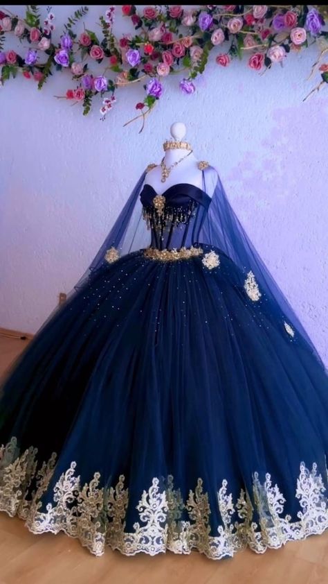 Puffy Prom Dresses, Xv Dresses, Fairytale Romance, Quinceanera Themes Dresses, Ball Gowns Prom Elegant, Prom Elegant, Ball Gowns Wedding Dress, Quinceanera Dresses Blue, Pretty Quinceanera Dresses