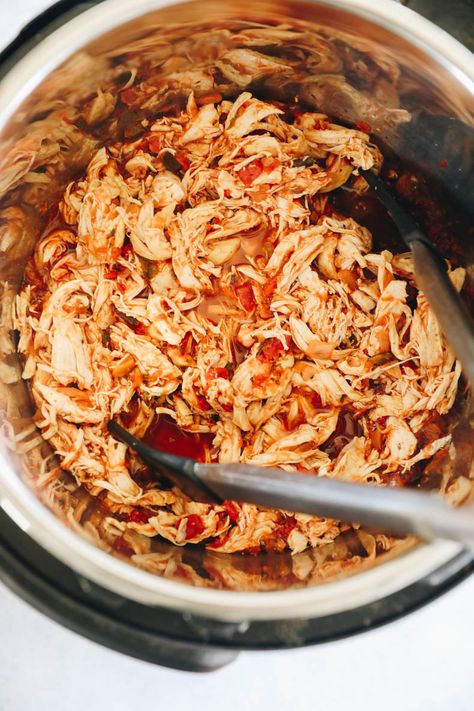 If you’re looking for a quick and delicious dinner that’s easily made with only two ingredients and can be ready in no time, try Instant Pot Salsa Chicken! This surprisingly simple recipe results in flavorful and tender chicken, perfect for tacos, burritos, salads, or anything else you can dream up. Get ready to wow your family with this delicious and healthy two-ingredient meal! Rotel Chicken Instant Pot, Chicken Salsa Instant Pot, Instapot Salsa Chicken, Salsa Chicken Instant Pot, Chicken Taquitos Baked, Taquitos Baked, Instant Pot Salsa Chicken, Instant Pot Chicken Tacos, Recipes With Diced Tomatoes