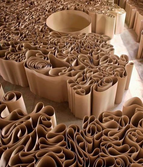 Cardboard Sculpture, Candy Christmas, Cardboard Art, Tree Diy, Candy Land, Paper Sculpture, Land Art, Brown Paper, Paper Quilling