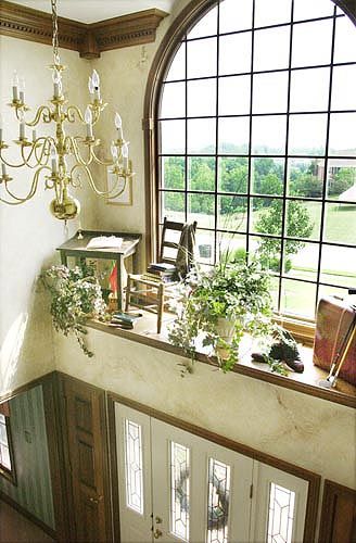 High Shelf Decorating Ideas, Above Front Door Decor, Foyer Ledge Decorating Ideas, Decorating Ledges, Ceiling Alcove, High Ledge Decorating Ideas, Plant Ledge Decorating, Foyer Ledge, Ledge Decorating Ideas