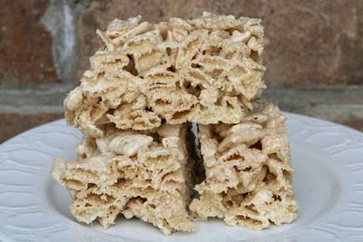 Chex Mix Rice Krispies, Rice Chex Treats Marshmallow, Make Rice Crispy Treats, Cereal Ideas, Marshmellow Treats, Marshmallow Treats Recipe, Chex Mix Recipes Sweet, Rice Crispy Squares, Rice Crispy Bars