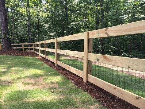 Fence Around Pond Ideas, Big Fenced In Backyard, Long Fence Ideas, Fence For Large Property, Ranch Property Ideas, Diy Fence Ideas Cheap Simple, Farm Fencing Ideas, Fence With Chicken Wire, Farmhouse Fence Ideas Front Yards