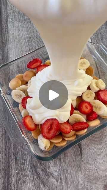 Shalean Ghitis 🌈👭🏻 on Instagram: "🍓STRAWBERRY CRUNCH BANANA PUDDING 🍌 

It’s almost summer you know what that means, strawberry recipes 😍😍

Pudding:
3oz box banana cream instant pudding 
2 cups whole milk 
8oz cream cheese (room temp)
14oz can condensed milk
3-4 bananas sliced
1 cup sliced strawberries 
1 1/4 cup heavy whipping cream 
1/2 box Nilla wafers (I used mini)

Topping:
1/2 cup all purpose flour divided 
1/2 cup room temp butter divided
3oz box vanilla instant pudding
3oz box strawberry jello mix 

In a large bowl, using a hand mixer combine the cream cheese and condensed milk. In a seperate bowl combine the banana cream pudding mix with the milk. Set both bowls aside. Using a hand mixer whip the heavy cream until soft peaks form. Fold the now whipped cream into the cream c Strawberry And Banana Dessert Recipes, Cold Banana Pudding Recipes, Banana And Strawberry Recipes, Banana Pudding In A Cup, Strawberry Pudding With Vanilla Wafers, Strawberry Banana Pudding Recipes, Jello Recipes With Cool Whip, Banana Strawberry Pudding, Strawberry Pudding Dessert