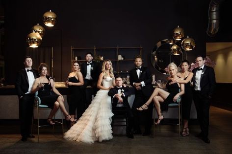 Wedding Party Of 12 Photos, Poses For Wedding Group Pictures, Royal Family Wedding Photos, Editorial Wedding Family Photos, Mob Family Photoshoot, Powerful Wedding Photos, Mob Style Wedding Photos, Unique Wedding Family Photos, Wedding Photoshoot With Family