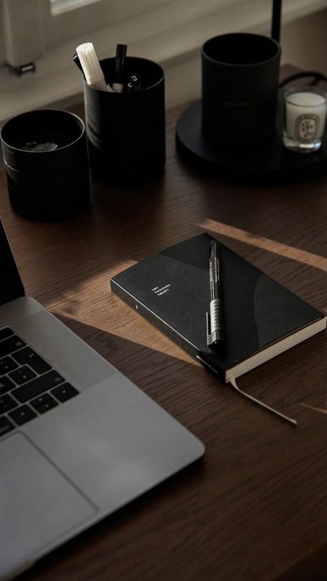 Hardworking Aesthetic Wallpaper, Black Tech Aesthetic, Work Desk Wallpaper, Business Vibes Aesthetic, Black Aesthetic Lifestyle, Dark Work Aesthetic, Work Asthetic Picture, Dark Desk Aesthetic, Cafe Dark Aesthetic