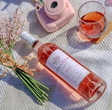 Beautiful Stella Rosa Wines delight New Brand's Product's and Businesses Stella Rose Wine, Stella Rosa Wine, Moon Intentions, Vision 2023, Stella Rosa, Rosé Wine, Stella Rose, Pink Wine, Wine And Liquor