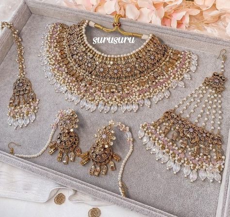 Spiritual Necklaces, Wedding Jewellery Designs, Bridal Jewelry Sets Brides, Bridal Jewellery Inspiration, Wedding Jewelry Sets Bridal Jewellery, Pakistani Bridal Jewelry, Bride Jewelry Set, Fancy Jewelry Necklace, Indian Bridal Jewelry Sets