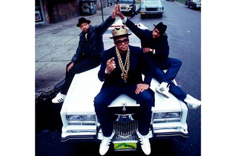 Run DMC Tempo Music, Jamel Shabazz, Cultura Hip Hop, Cars Pictures, Mode Hip Hop, Hip Hop Classics, Real Hip Hop, Run Dmc, Hip Hop And R&b