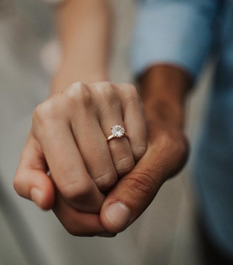 Rings Engagement Photoshoot, How To Take Ring Pictures, Engaged Ring Photo, Ring Pictures Engagement, Engagement Photo Ring, Proposal Ring Photos, How To Take Engagement Ring Photo, Engagement Ring Announcement Pictures, Couple Ring Photography