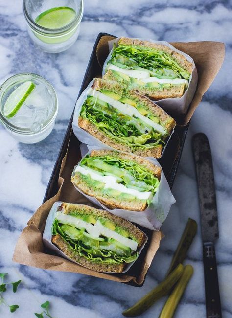 Green Goddess Sandwich Sandwiches Vegetarian, Best Vegetarian Sandwiches, Sandwich Vegetarian, Vegetarian Sandwich Recipes, Bojon Gourmet, Vegetarian Sandwich, Salad Pasta, Make Ahead Lunches, Healthy Sandwiches