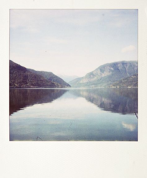 Polaroid of the sea and mountains - Photography - Film Polaroid Photography, Instant Photography, Polaroid Pictures, Instant Photos, Mountain Photography, Polaroid Photos, Back To Nature, Photography Inspo, Phone Wallpapers