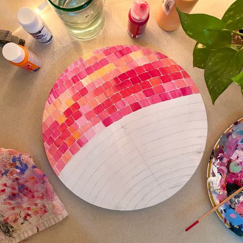 Circle Canvas Painting Disco Ball, Aesthetic Simple Canvas Paintings, Acrylic Disco Ball, Painting Disco Ball Easy, How To Paint A Disco Ball On Canvas, Disco Ball Watercolor Painting, Disco Ball Mural, Mirrorball Pottery Painting, Blue Disco Ball Painting