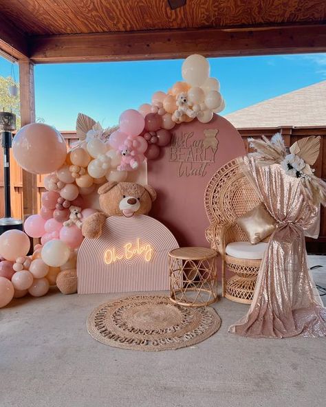 We Can’t Barely Wait, Girl Babyshower Decoration Ideas, We Can Bearly Wait Balloon Garland, We Can Barely Wait Backdrop, We Bearly Can Wait, Bearly Baby Shower Ideas, Can’t Bearly Wait Baby Shower Decorations, We Can Bearly Wait Baby Shower Backdrop, Babyshower Themes For Baby Girl