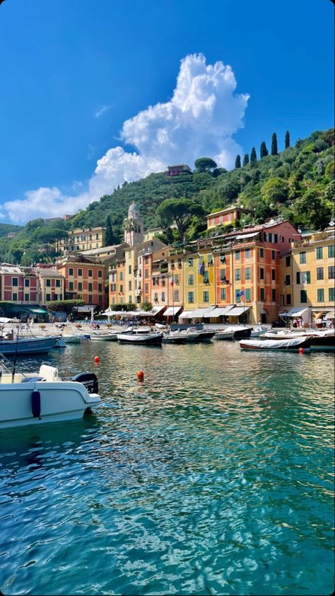 Beach In Italy Aesthetic, Italy Beach Aesthetic, Summer Paris, Italy Vibes, Italy Beaches, Portofino Italy, Italy Summer, Italy Aesthetic, Europe Summer