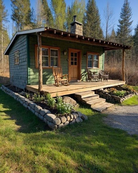 Tiny Home In Woods, Tiny Eco House, Rustic Tiny House, Tiny House Exterior, Log Cabin Rustic, Small Log Cabin, Cabin Exterior, Tiny House Inspiration, Tiny Cabins