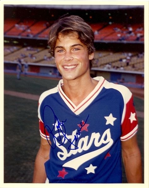 When he was pubescent and sun-kissed at a this baseball game. | 27 Flawless And Perfect Photos Of Young Rob Lowe Rob Lowe 80s, Young Rob Lowe, Sodapop Curtis, 90s Boys, 90s Actors, 90s Men, Rob Lowe, Cameron Boyce, Actrices Hollywood