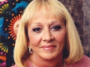 http://www.patheos.com/blogs/ahappymedium/2013/11/psychic-pioneer-sylvia-browne/ Sylvia Browne, Boomer Style, Spiritual Medium, Psychic Medium, World Religions, Spiritual Teachers, Psychic Mediums, October 19, Psychic Reading