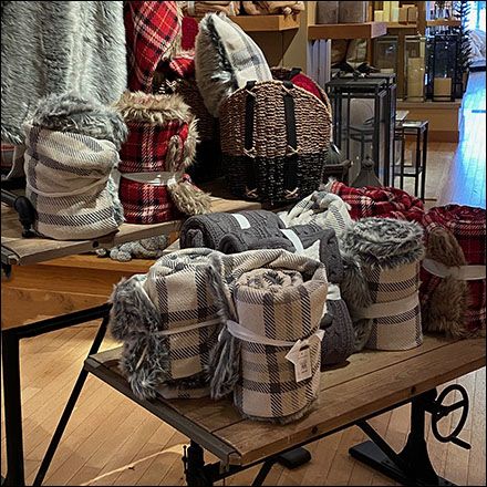 Blanket Display Ideas, Blanket Display, Industrial Workbench, Grey Blanket, Retail Fixtures, Market Displays, Artist Alley, Gray Blanket, Merchandising Displays