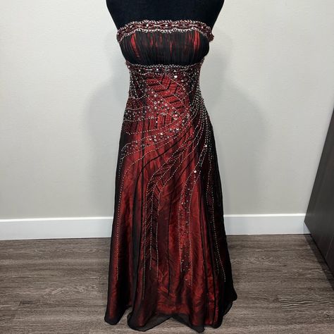 Red Y2k Prom Dress, Y2k Prom Dress, Bubble Goth, Silver Prom Dress, Diy Prom, Y2k Prom, Health Goth, Red Y2k, Red Black Dress