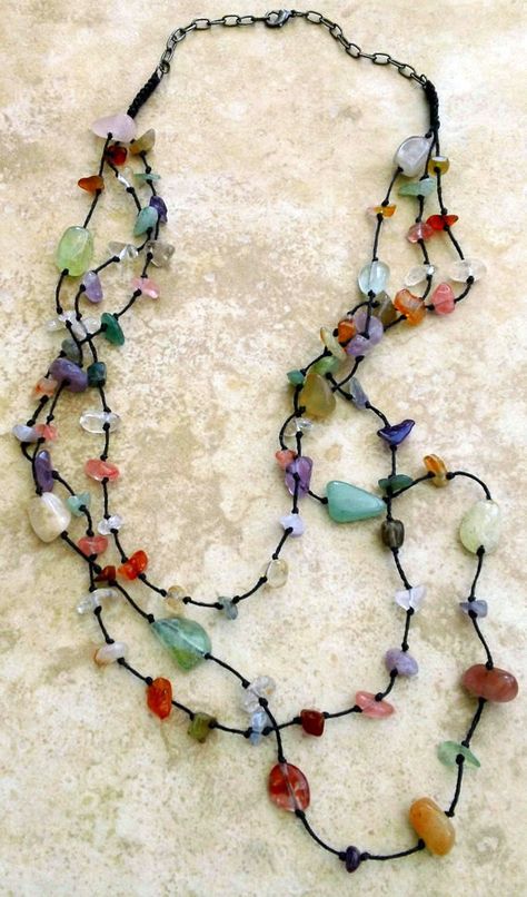 Collar Hippie, Macrame Colar, Glass Beads Necklace, Earthy Jewelry, Bracelets Handmade Diy, Easy Jewelry, Colorful Necklace, Necklace Colorful, Beaded Necklace Diy