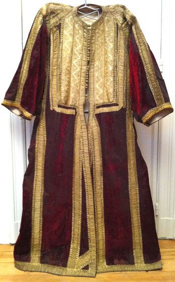 Morocco Traditional Clothing, Moroccan Traditional Clothing, Algerian Clothing, Moroccan Clothing, Moroccan Art, Moroccan Wedding, Moroccan Dress, Moroccan Caftan, Arab Fashion