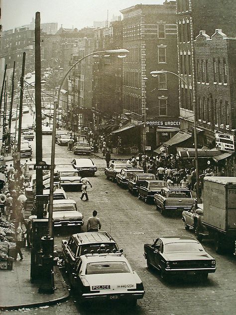 In this photo of 1960's New York City Bronx, one can see the commerce and mass population residing here. In just one decade the population of inner cities declined significantly, resulting in mass decline in business and real estate. This image can be found at www.flickr.com Vintage New York, Bronx Nyc, Nyc History, The Bronx New York, New York City Photos, Foto Gif, New York Vintage, City Scene, Urban City