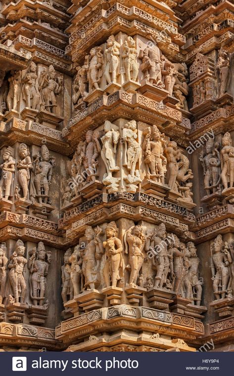 Download this stock image: Famous sculptures of Khajuraho temples, India - H6Y9P4 from Alamy's library of millions of high resolution stock photos, illustrations and vectors. Khajuraho Sculpture, Stone Carving Sculpture, Khajuraho Temple, Natural Wonders Of The World, Temple India, Famous Sculptures, Temple Art, Indian Architecture, Image Processing