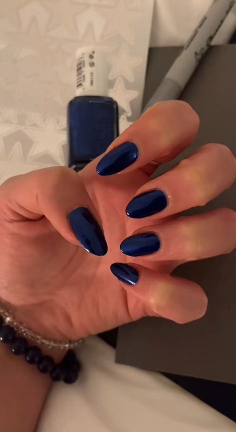 Deep Ocean Blue Nails, Almond Nail Inspo Simple, December Nails, Nail Jewelry, Neutral Nails, Prom Nails, Dream Nails, Classy Nails, Pretty Acrylic Nails