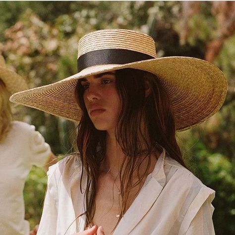 Oversized Beach Hat, Straw Hats For Women, Womens Beach Hat, Womens Straw Hats, Summer Hats Beach, Wide Brim Straw Hat, Luxury Hats, Straw Hats, Sun Hats For Women