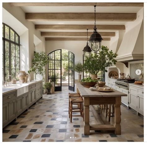 Mediterranean Home, Spanish House, Mediterranean Homes, Modern Farmhouse Kitchens, Dream House Interior, Dream House Decor, Kitchen Style, House Inspo, Dream Home Design