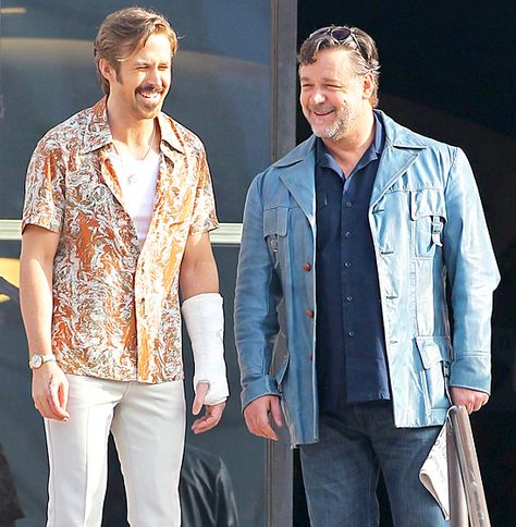 Both Ryan Gosling and Russell Crowe sported facial fuzz shooting scenes for The Nice Guys in L.A. Jan. 21. Holland March, The Nice Guys, Райан Гослинг, Nice Guys, Russell Crowe, Celebrity Sightings, Love Film, Favorite Movie, Ryan Gosling