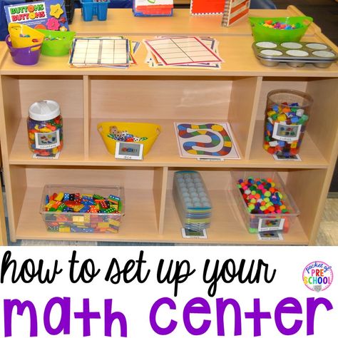 How to set up your math center in your preschool, pre-k, and kindergarten classroom. FREE path game! Classroom Learning Centers, Preschool Set Up, Preschool Classroom Setup, Preschool Math Centers, Pocket Of Preschool, Math Learning Center, Preschool Rooms, Prek Classroom, Preschool Centers