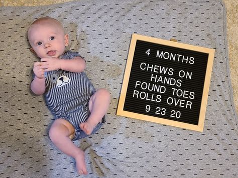 4 Months Photoshoot Ideas, 4 Month Old Letter Board Ideas, 4 Months Letter Board Baby, 4 Months Baby Caption, 4th Month Baby Photoshoot Ideas, 4 Month Milestones Photo Ideas, 4th Month Baby Photo Ideas, 4 Month Old Baby Pictures, Baby Holiday Pictures