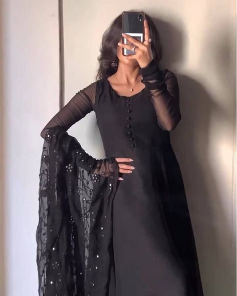 BONYHUB Shop Festive Suits To Buy Click 👉https://bonyhub.co.uk/products/black-faux-georgette-anarkali-gown-suit-set 👉 Price : £39.99 + Free Uk Shipping 👉 Easy Return Policy 👉 Fast shipping . . . #bonyhub #indianwear #indianwedding #indiansuits #indiandresses #pakistanidresses #pakistanisuits Black Indian Suit, Umbrella Gown, Black Anarkali Dress, Black Kurti, Black Anarkali, Black Frock, Gown Suit, Dress Book, Simple Kurti Designs