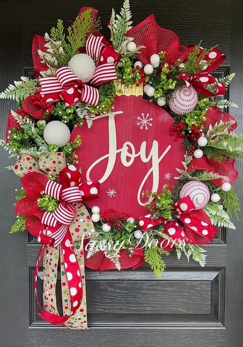 Christmas Bulb Wreaths, Christmas Wreaths For Front Door Elegant Traditional, Religious Christmas Wreath, Traditional Christmas Wreaths, Christmas Wreath Ideas Front Doors, Christmas Wreaths Diy Evergreen, Joy Christmas Sign, Diva Wreaths, Wreath Business