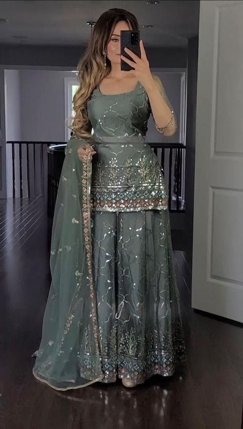 Floral Anarkali Dresses, Anarkali Dress With Dupatta, Dress With Dupatta, Floral Anarkali, Desi Dress, Trendy Outfits Indian, Lehnga Dress, Punjabi Outfits, Traditional Indian Dress