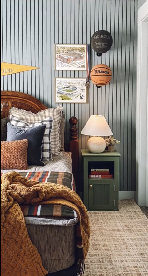 Rust Guest Bedroom, Modern Teen Boy Bedroom, Adventure Bedroom, Boys Bedroom Makeover, Cozy Minimalist, Big Boy Bedrooms, Big Kids Room, Toddler Boys Room, Boys Rooms