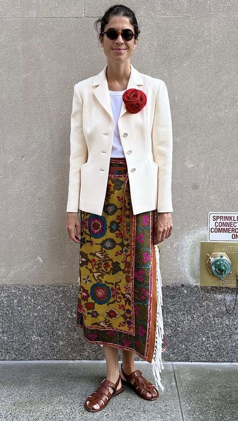 Leandra Medine Style, Pattern Curator, Beauty Plan, Blue Tights, Ethno Style, Leandra Medine, Looks Style, Mode Inspiration, Outfits Casuales