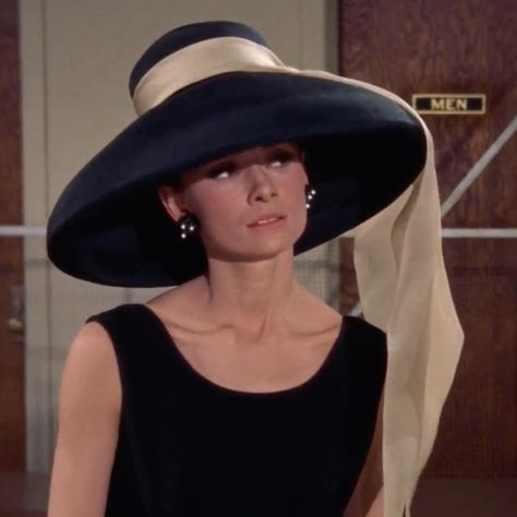 Audrey on Instagram: “Breakfast at Tiffany’s is known in France as "Diamonds on Sofa" Audrey Hepburn in Breakfast at Tiffany’s, 1961 #audreyhepburn…” Audrey Hepburn Pictures, Audrey Hepburn Breakfast At Tiffanys, Aubrey Hepburn, Audrey Hepburn Photos, Holly Golightly, Audrey Hepburn Style, Hepburn Style, Breakfast At Tiffany's, My Fair Lady