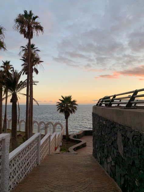 Tenerife Sunset, Tenerife Aesthetic, Costa Adeje, Beach Sunset Wallpaper, Dream Beach, Europe Summer, Sunset Wallpaper, Vacation Pictures, Dream Holiday