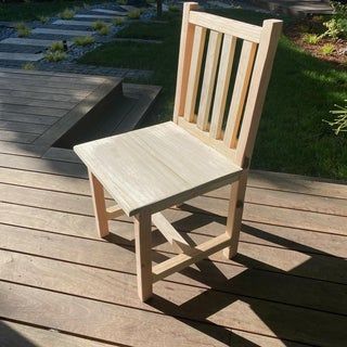 Build Dining Chairs, Diy Farmhouse Dining Chairs, Diy Dinner Chairs, Diy Kitchen Chairs How To Build, Diy Farmhouse Chairs Dining Rooms, Chair Building Plans, Diy Wood Chair Easy, Diy Wood Dining Chairs, Outdoor Dining Chairs Diy