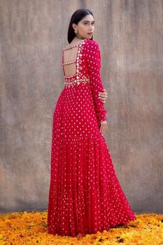 fashion gala, crop top lehenga, lehenga crop top blouse, lehenga, lehenga blouse, lehenga crop top design, lehenga choli, lehenga crop top, lehenga blouse design, net lehenga blouse design, beautiful crop top lehenga,best crop top lehenga designs, lehenga designs, lehenga crop top designs, lehenga crop top ki design, lehenga collection, crop top designs for lehenga 2023 #croptoplehenga #croptopblouse #croptoplehengacollections #lehenga #lehengacholi #lehengablouse #fashiongala Rani Pink Gown, Net Fabric Outfit Ideas, Back Anarkali Design, Back Neck For Anarkali Dress, Rani Color Suit, Anarkali With Saree, Mirror Work Anarkali Suits, Rani Pink Anarkali Suit, Long Anarkali Gown Indian With Dupatta