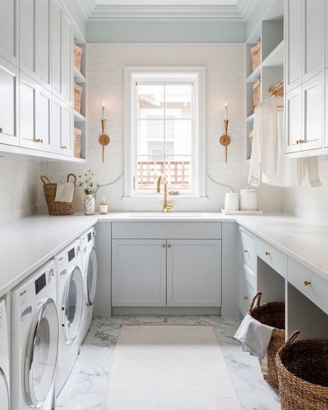 These Pretty Laundry Room Cabinet Ideas Make Me WANT to Do Chores Hamptons Laundry Room, Pretty Laundry Room, Basement Laundry Room Makeover, Laundry Room Cabinet Ideas, Room Cabinet Ideas, Laundry Room Cabinet, Perfect Laundry Room, House Laundry Room, Pantry Laundry Room